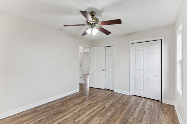 286 Strawberry Dr, Winchester, TN 37398