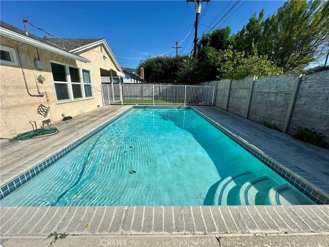 354 S Pepper Avenue, Glendora, CA 91741