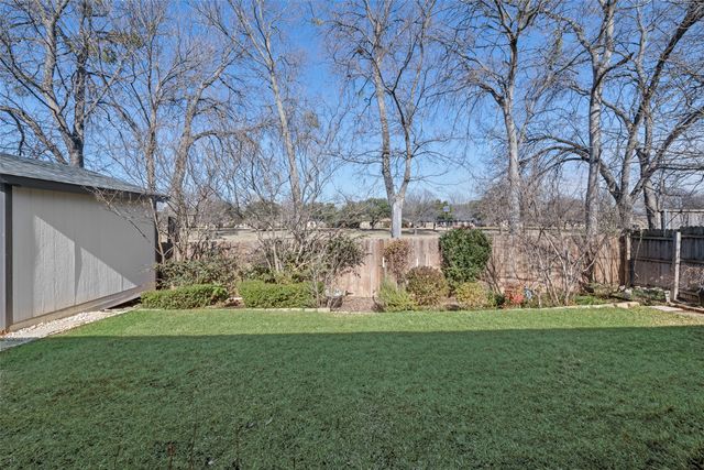 1825 Juniper Lane, Lewisville, TX 75077