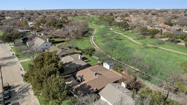 1825 Juniper Lane, Lewisville, TX 75077