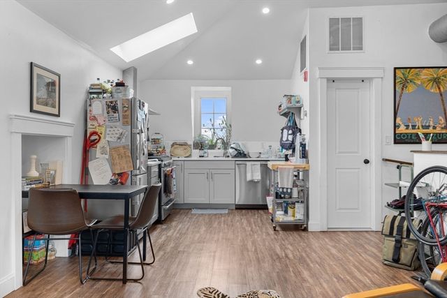 105 Broadway 3, Chelsea, MA 02150