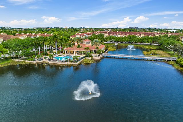 2558 Gardens Parkway, Palm Beach Gardens, FL 33410