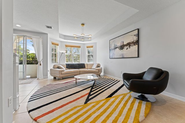 2558 Gardens Parkway, Palm Beach Gardens, FL 33410
