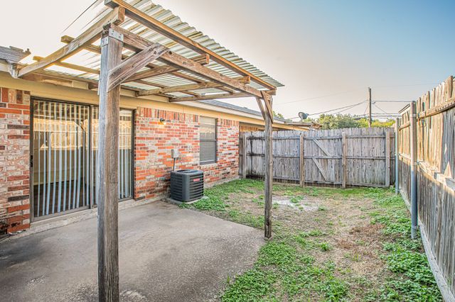5013 Geddes Avenue A, Fort Worth, TX 76107
