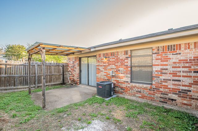 5013 Geddes Avenue A, Fort Worth, TX 76107