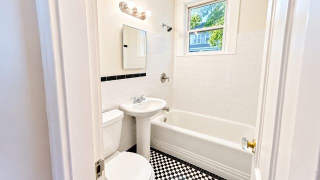 229 Jackson St 1, Lawrence, MA 01841