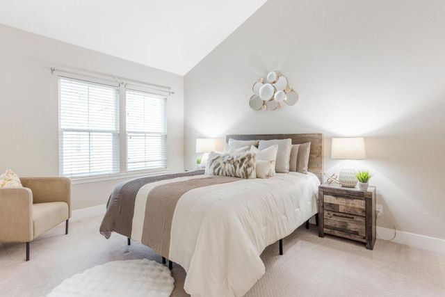 415 Camille Circle 16, San Jose, CA 95134