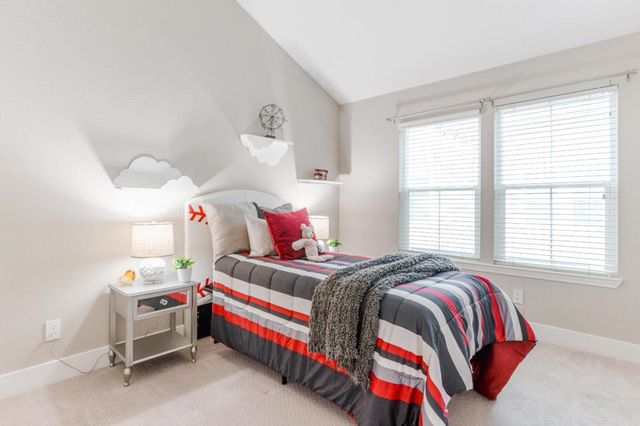 415 Camille Circle 16, San Jose, CA 95134