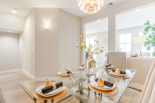 415 Camille Circle 16, San Jose, CA 95134