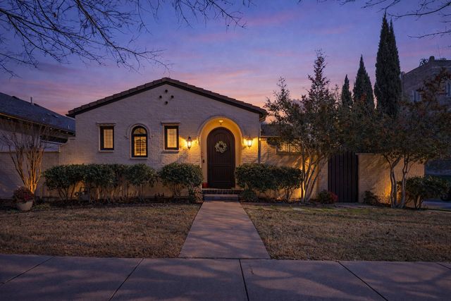 2537 Lubbock Avenue, Fort Worth, TX 76109