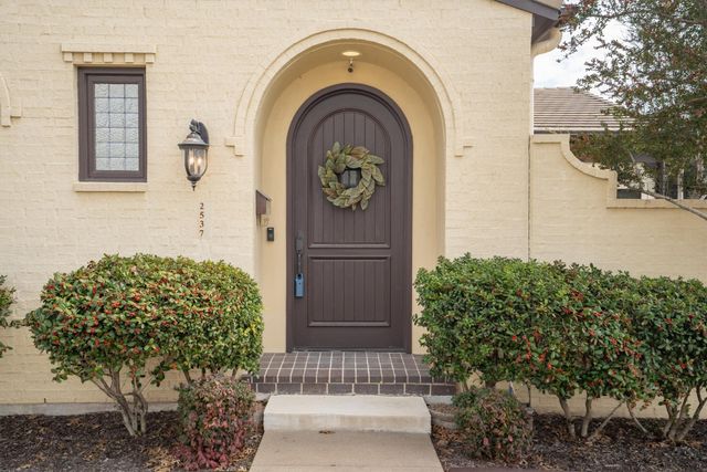 2537 Lubbock Avenue, Fort Worth, TX 76109