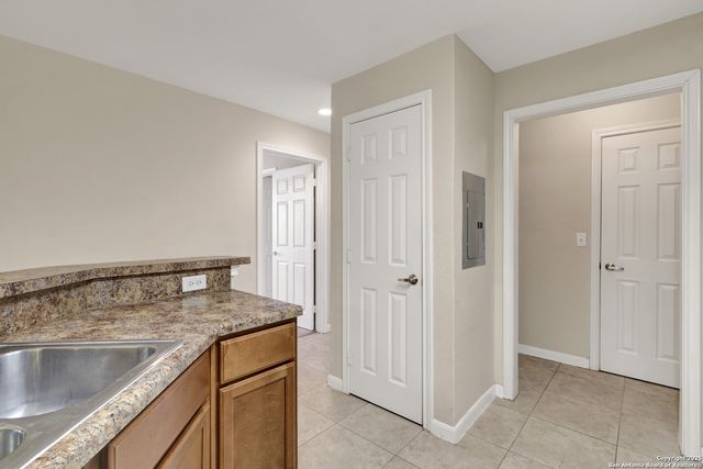 7323 Snowden Rd Apt 3305, San Antonio, TX 78240