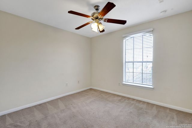 7323 Snowden Rd Apt 3305, San Antonio, TX 78240