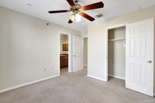7323 Snowden Rd Apt 3305, San Antonio, TX 78240