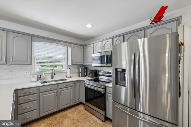 640 CORNELL AVE, Hagerstown, MD 21742