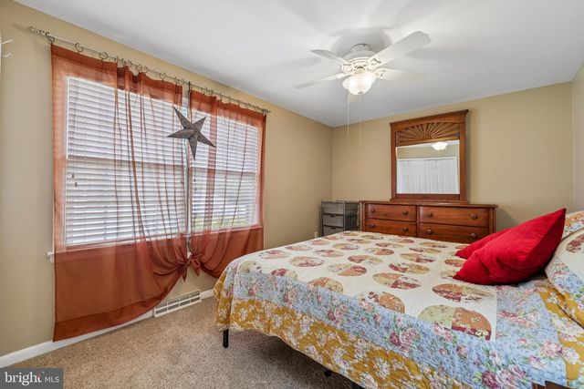 640 CORNELL AVE, Hagerstown, MD 21742
