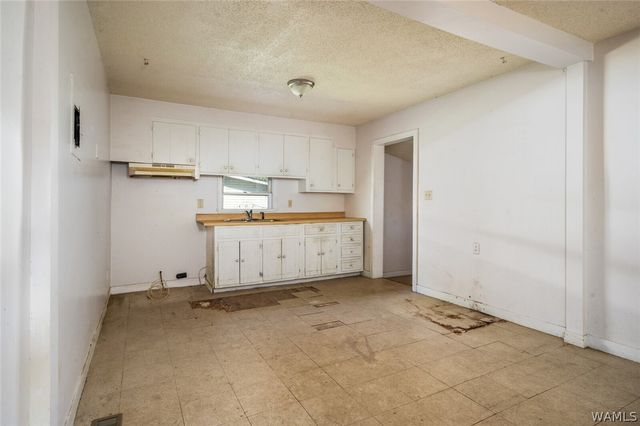 909 35th, Tuscaloosa, AL 35401