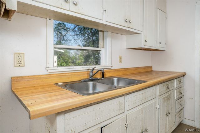 909 35th, Tuscaloosa, AL 35401