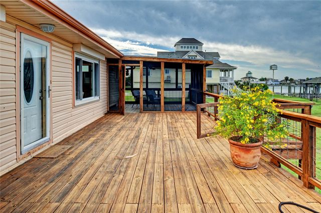 1219 Pilot Lane, Galveston, TX 77554