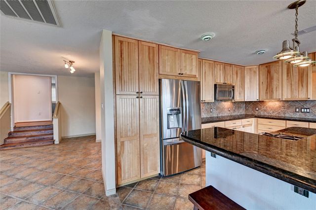 1219 Pilot Lane, Galveston, TX 77554