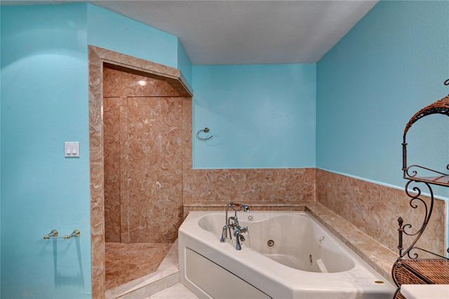 1219 Pilot Lane, Galveston, TX 77554