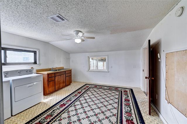 1219 Pilot Lane, Galveston, TX 77554