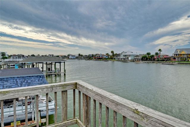 1219 Pilot Lane, Galveston, TX 77554