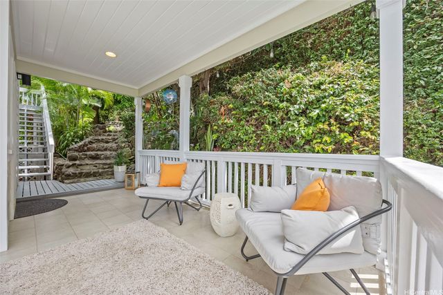 1449 St Louis Drive, Honolulu, HI 96816