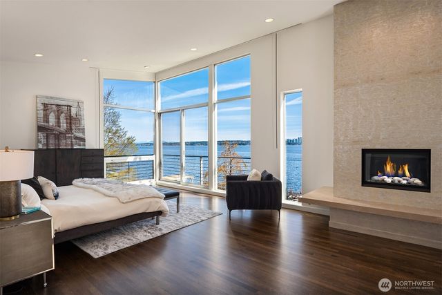 1318 Lakeside Avenue S, Seattle, WA 98144