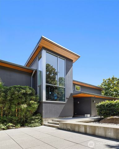 1318 Lakeside Avenue S, Seattle, WA 98144