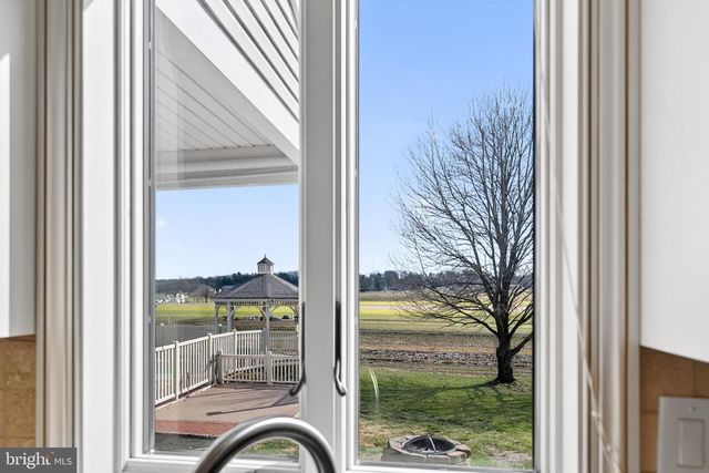 414 TWIN ELM RD, Strasburg, PA 17579