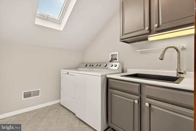 414 TWIN ELM RD, Strasburg, PA 17579