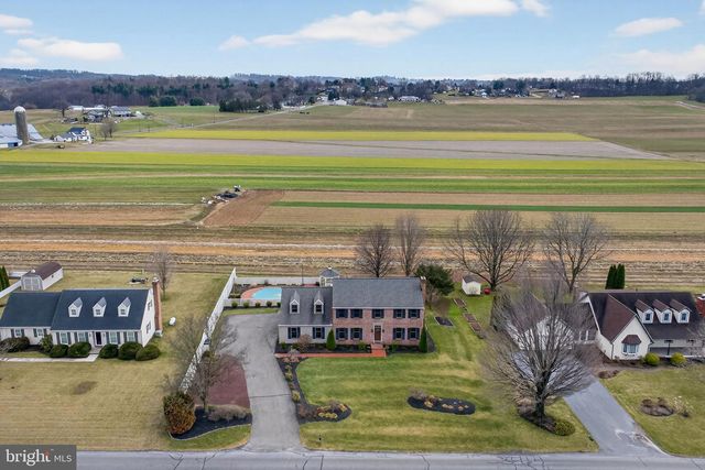 414 TWIN ELM RD, Strasburg, PA 17579