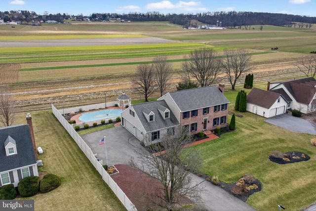 414 TWIN ELM RD, Strasburg, PA 17579