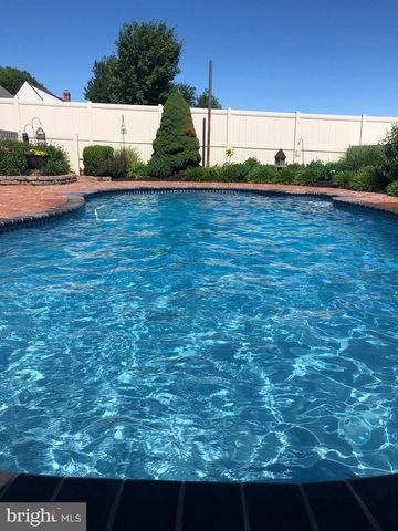 414 TWIN ELM RD, Strasburg, PA 17579