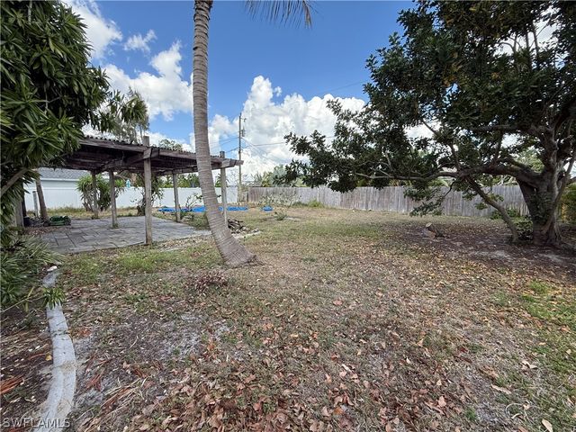 2931 SW 11th CT, Cape Coral, FL 33914