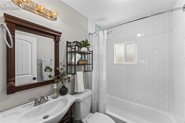 322 Nichols Court, Colorado Springs, CO 80905