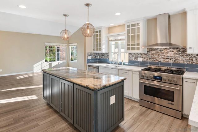 14274 Woodcreek Rd, Poway, CA 92064