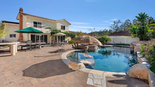 14274 Woodcreek Rd, Poway, CA 92064