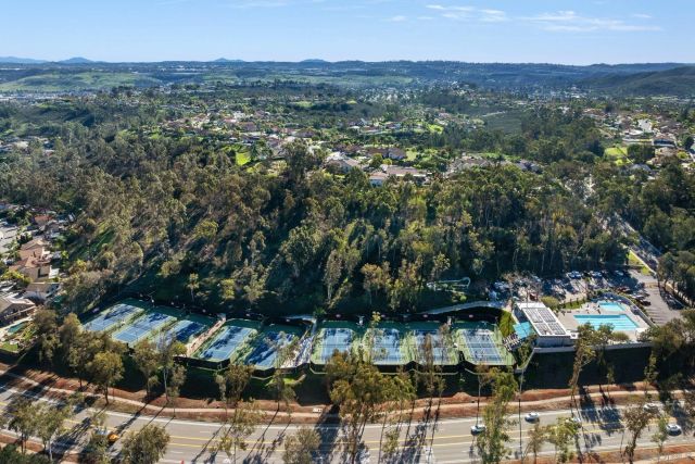 14274 Woodcreek Rd, Poway, CA 92064