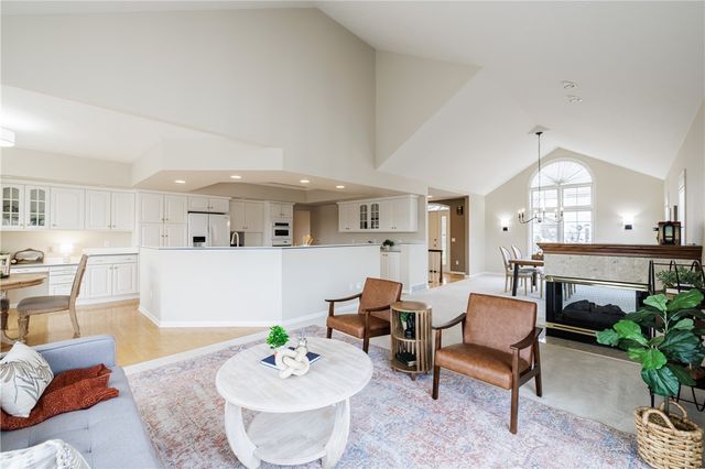 220 Bayhill Lane, Irondequoit, NY 14609