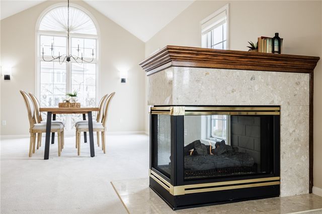 220 Bayhill Lane, Irondequoit, NY 14609