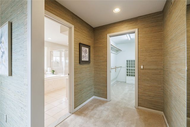 220 Bayhill Lane, Irondequoit, NY 14609