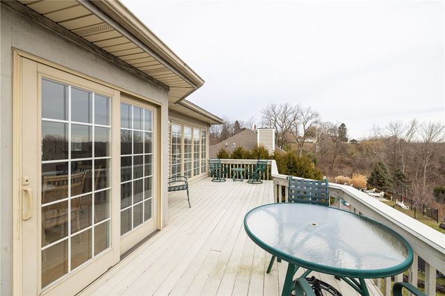 220 Bayhill Lane, Irondequoit, NY 14609