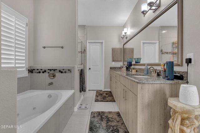 12416 Furlong Circle, Horizon City, TX 79928