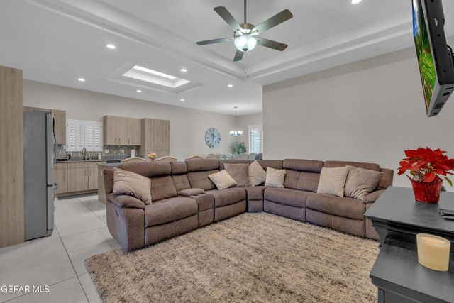 12416 Furlong Circle, Horizon City, TX 79928