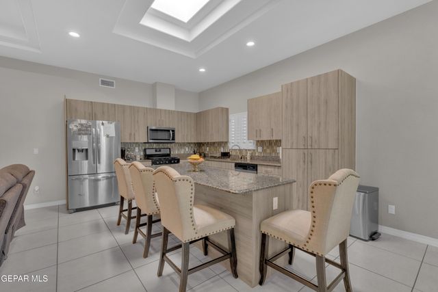 12416 Furlong Circle, Horizon City, TX 79928