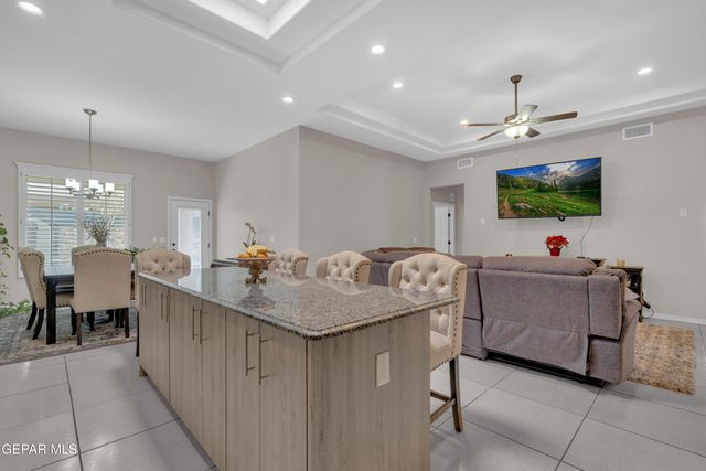 12416 Furlong Circle, Horizon City, TX 79928