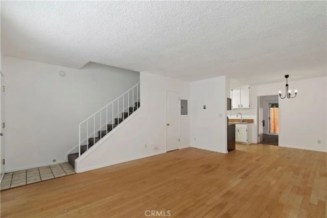 1527 Stanford Street 5, Santa Monica, CA 90404