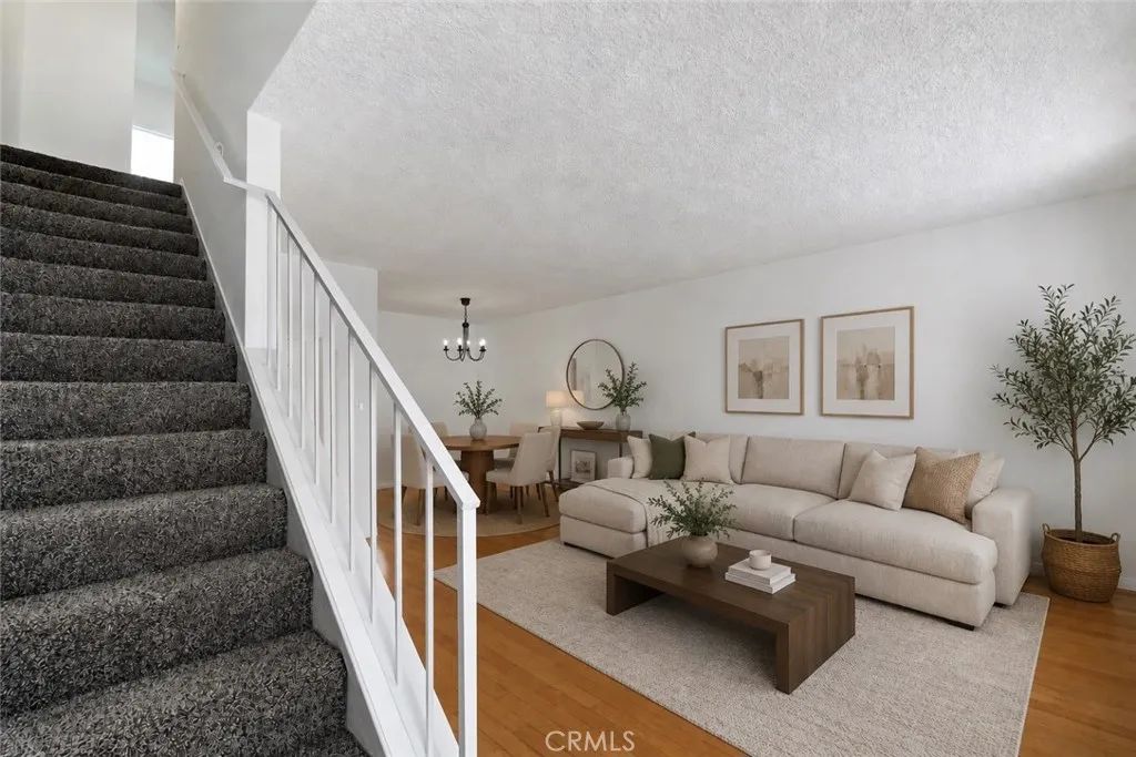 1527 Stanford Street 5, Santa Monica, CA 90404